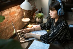 Is There a Free Resume Builder Without Pay?