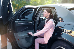 Luxury Black Car Service in EWR Airport