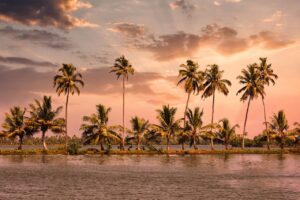 9 days kerala luxury honeymoon tour