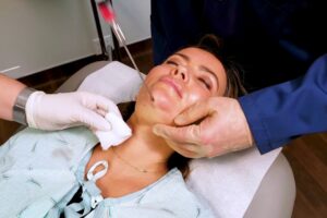 عملية تصغير الذقن في الرياض