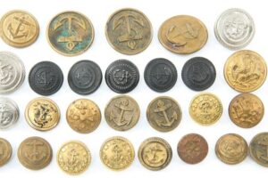 military buttons